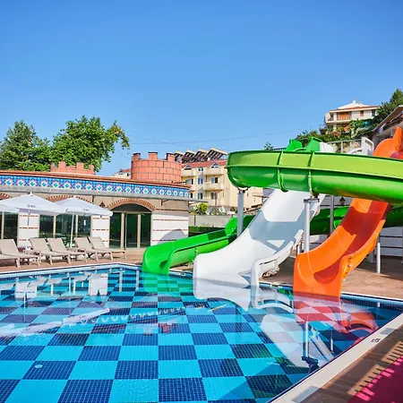 Noxinn Club Ultra Hotel 5*